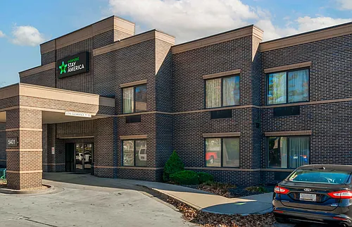 Kansas City - Overland Park - Nall Ave Photo 1