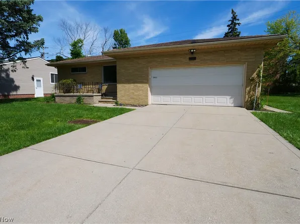 5931 Mayberry Ave, Mayfield Heights, OH 44124