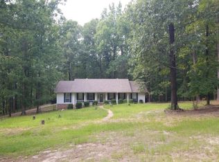 1080 Spring Valley Dr, Camden, AR 71701