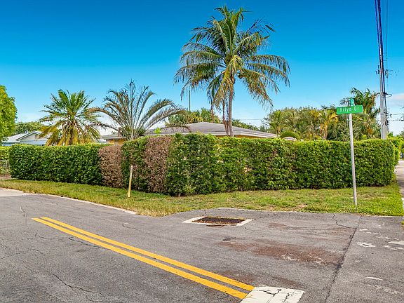 5th image of 4603 S Olive Avenue
