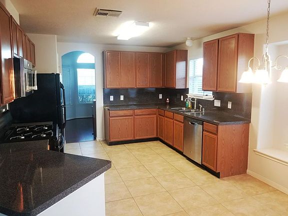 2nd image of 2503 Verano Dr