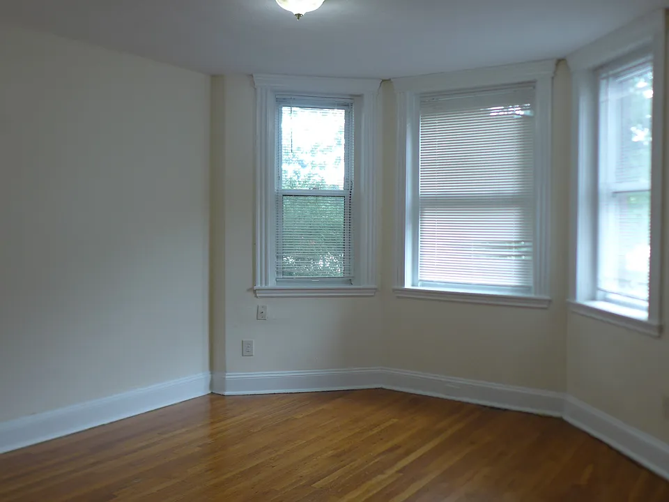 378 Riverway #1