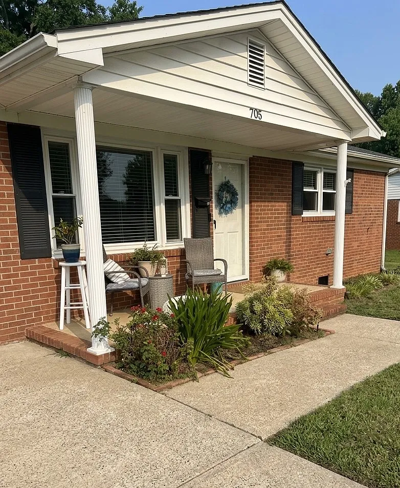 705 Bridge Rd — Photo 1