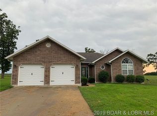 860 W Branch Rd, Macks Creek, MO 65786