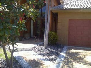 19030 N Bay Rd, Sunny Isles Beach, FL 33160