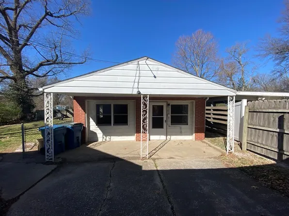 2420 Hall St #B, Alton, IL 62002