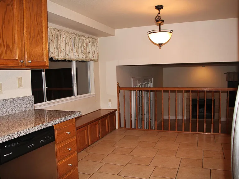 112 Garrett Dr — Photo 13