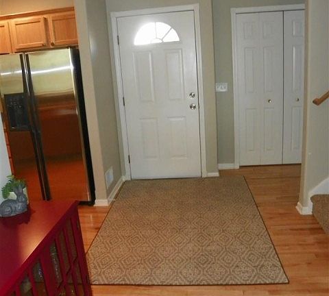 3rd image of 4035 Sherwood Forest Dr