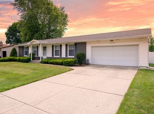 1738 Mapleview St SE, Kentwood, MI 49508