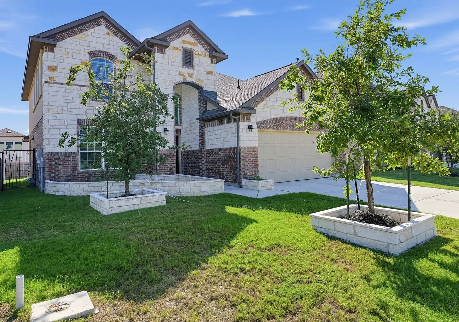4bd/3.5ba + Office in Santa Rita Ranch 2023 Build, $2,450/mo — Photo 2