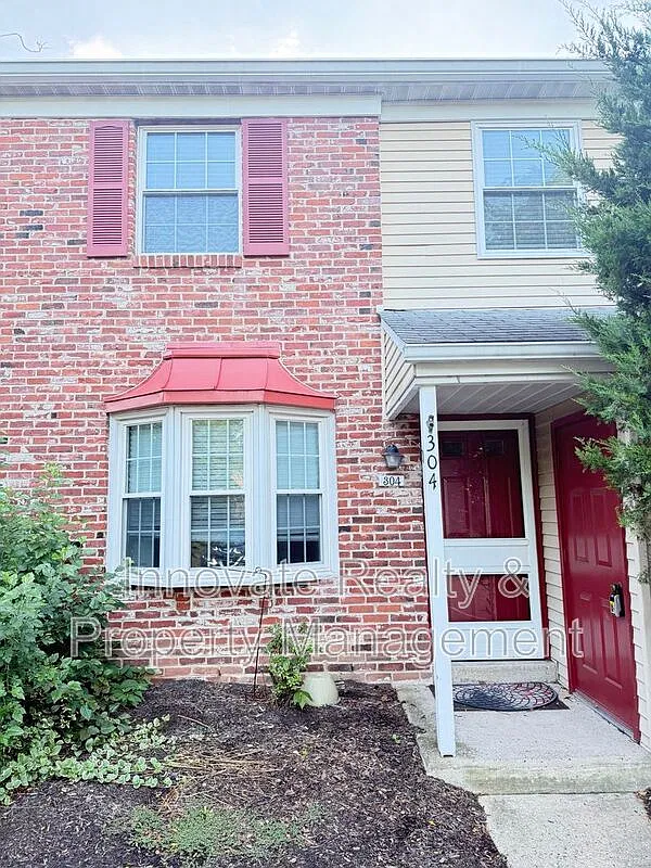 3 bed, 2.5 bath, 1466 sqft, $2,500 — Photo 1