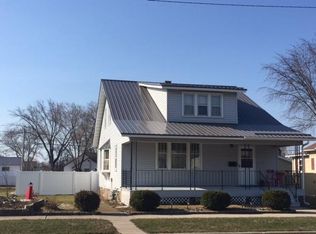 1605 23rd Ave, Menominee, MI 49858
