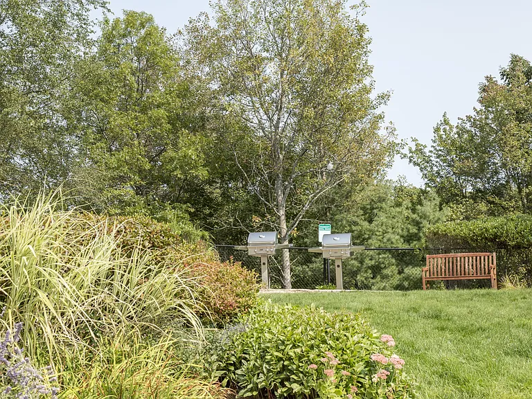 Canton Woods — Photo 43