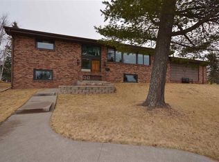 5131 Oakley St, Duluth, MN 55804