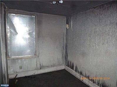 5th image of 1146 E Price St