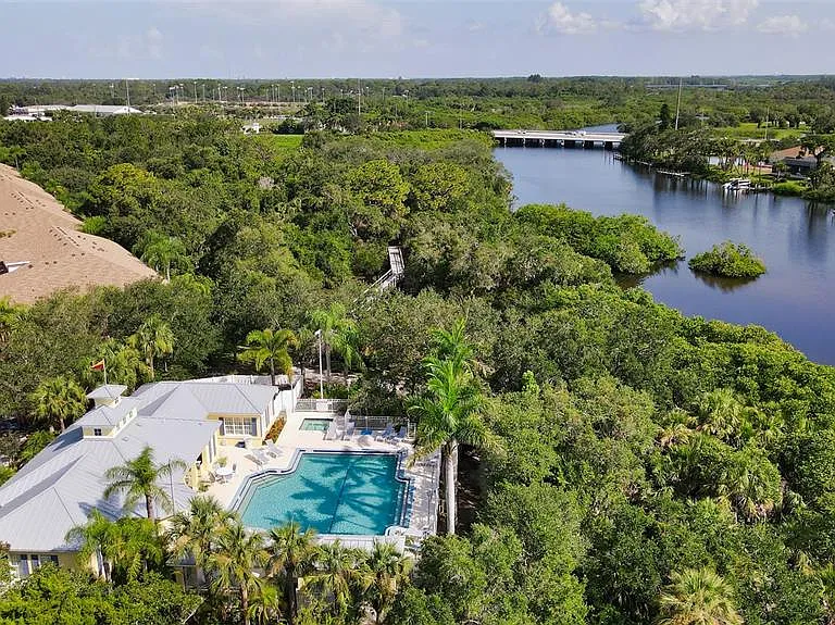 5547 Key West Pl #C-01 — Photo 31