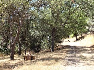 11008 Old Pond Ln, Grass Valley, CA 95949