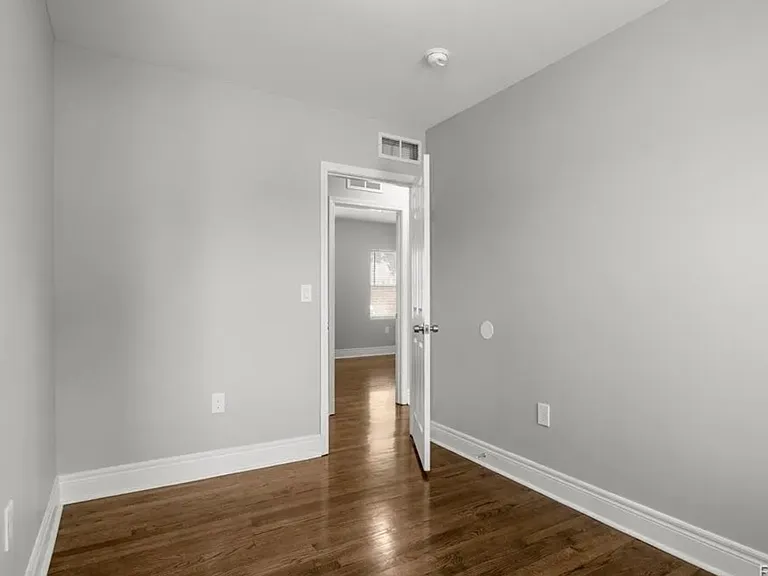 4507 High St — Photo 3