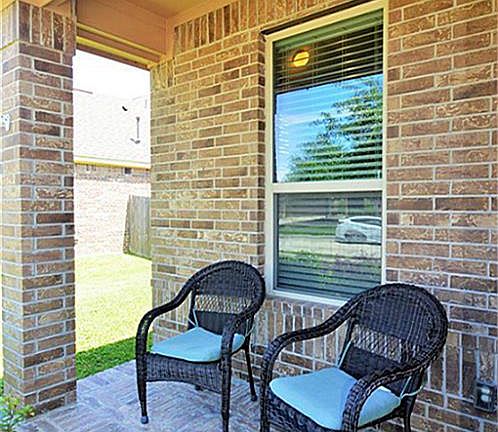 5th image of 1511 Brook Hollow Dr