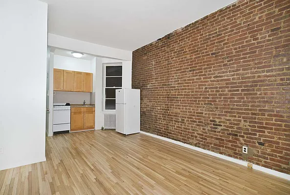 Rented by Prince Real Estate Associates LLC | media 14