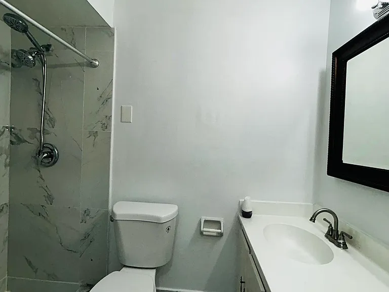 11983 Shakerwood Ln — Photo 27
