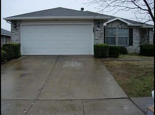 8789 Garden Springs Dr, Fort Worth, TX 76123