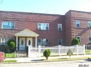 10221 184th St, Hollis, NY 11423