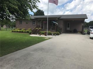 4791 Pliney Farlow Rd, Trinity, NC 27370