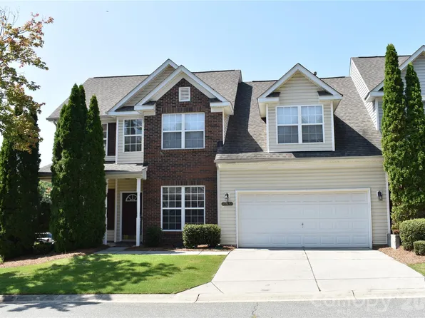 10932 Stone Trail Rd, Charlotte, NC 28213