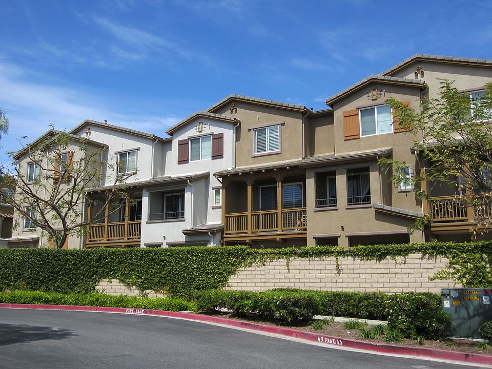 1st image of 22919 Mariposa Ave Unit 404