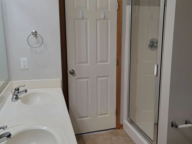 3512 Sterling Heights Dr #I — Photo 30