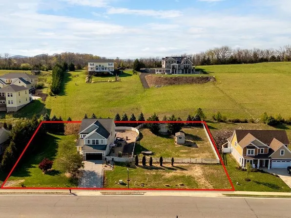 259 Windsor Dr, Fishersville, VA 22939