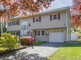 4 Salvatore Ct, Nesconset, NY 11767