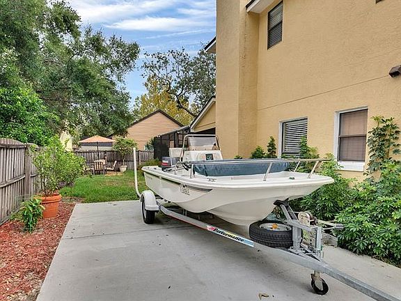 3rd image of 4359 Fox Hollow Cir