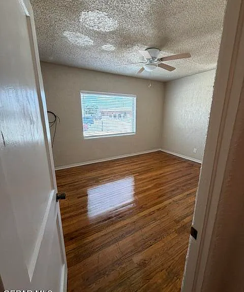 401 Ramona Ave — Photo 13