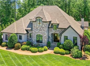 15420 June Washam Rd, Davidson, NC 28036