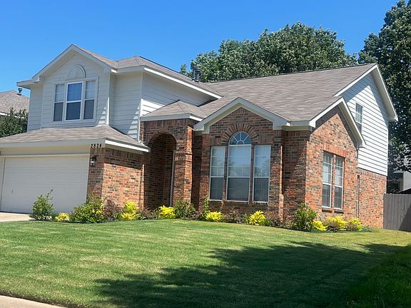 2nd image of 2824 Ironwood Dr