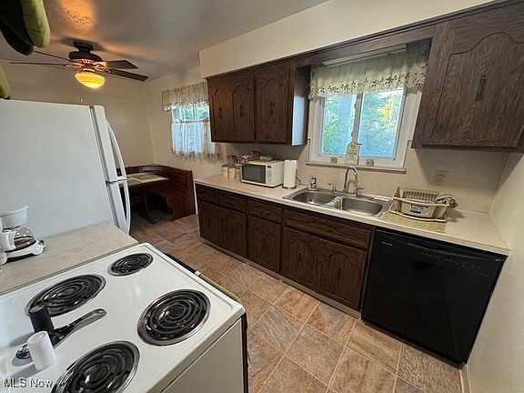 5th image of 24051 Columbus Rd