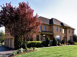 10908 Sassan Ln, Hagerstown, MD 21742