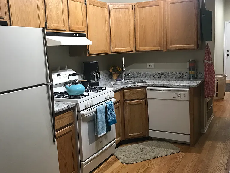 619 S Loomis St #2 — Photo 5