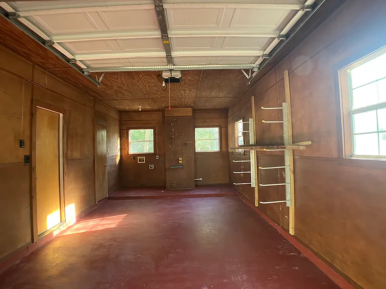 Attached Garage
