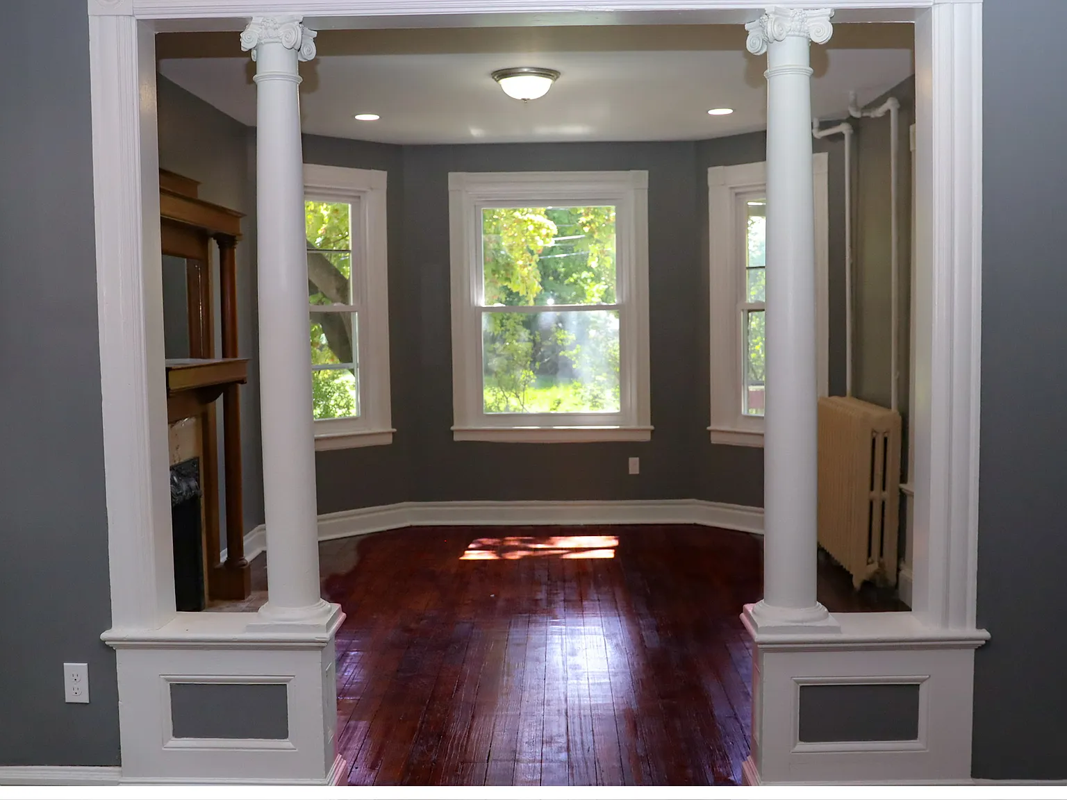 4 bed, 1.0 bath, 1762 sqft, $1,550 — Photo 3