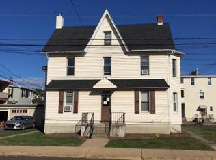 107 S Hellertown Ave APT 5, Quakertown, PA 18951