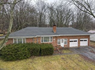 3694 Parkman Rd NW, Southington, OH 44470