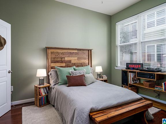 2nd image of 2020 5th Ave S APT 130