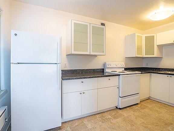 DeSoto Arms: 1BD/1BA