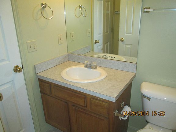 5th image of 831 Eastland Ave