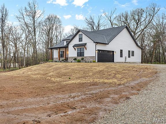 3rd image of 3493 Weatherby Ln