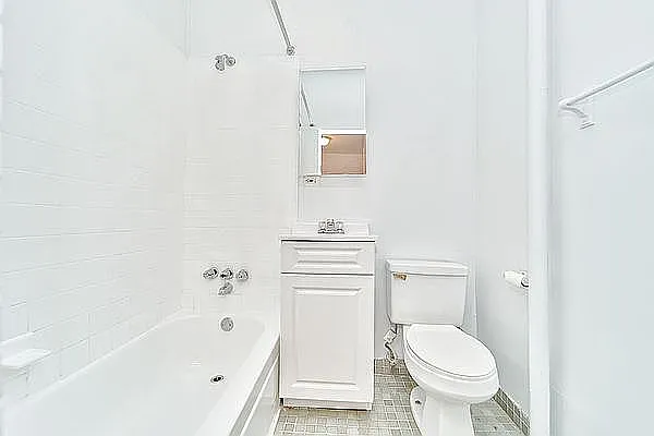 Rented by Living New York | media 12