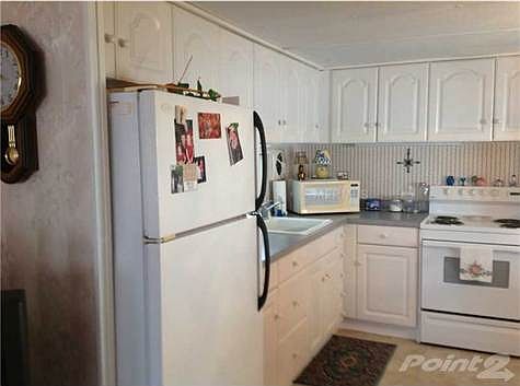 5th image of 106 50th Avenue Dr W